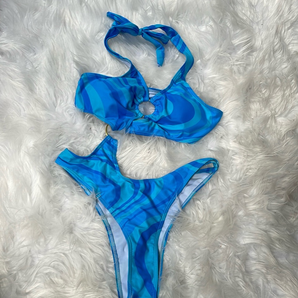 Cutout swimsuit